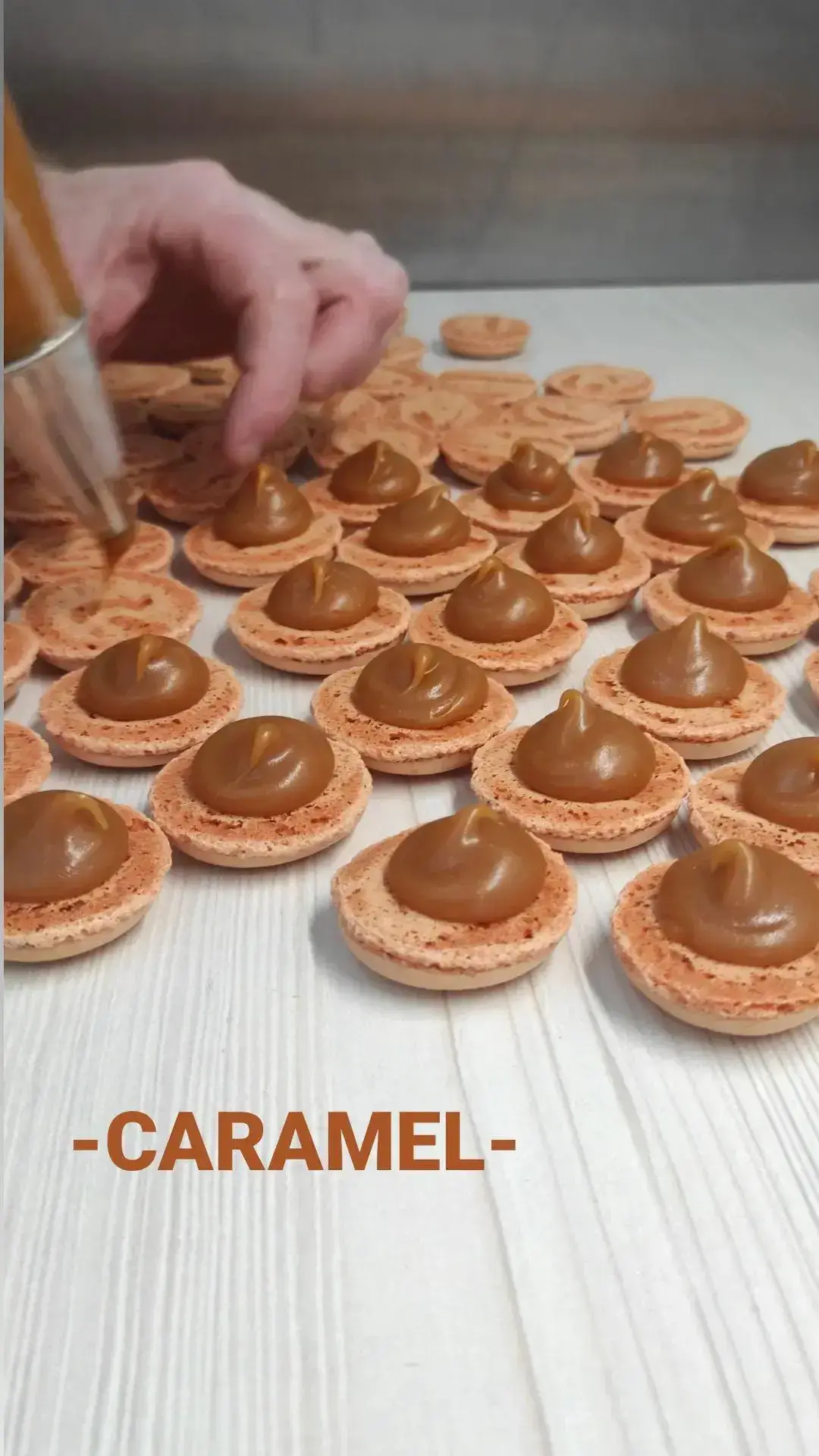 Les macarons Hottekiet | macarons caramels