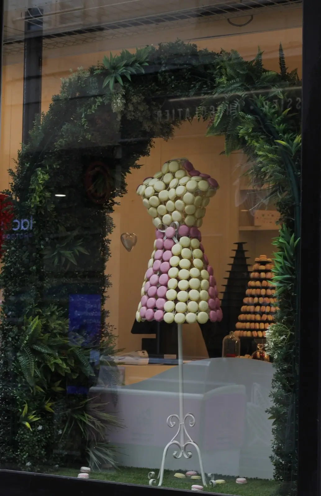 Les macarons Hottekiet | macaron robe
